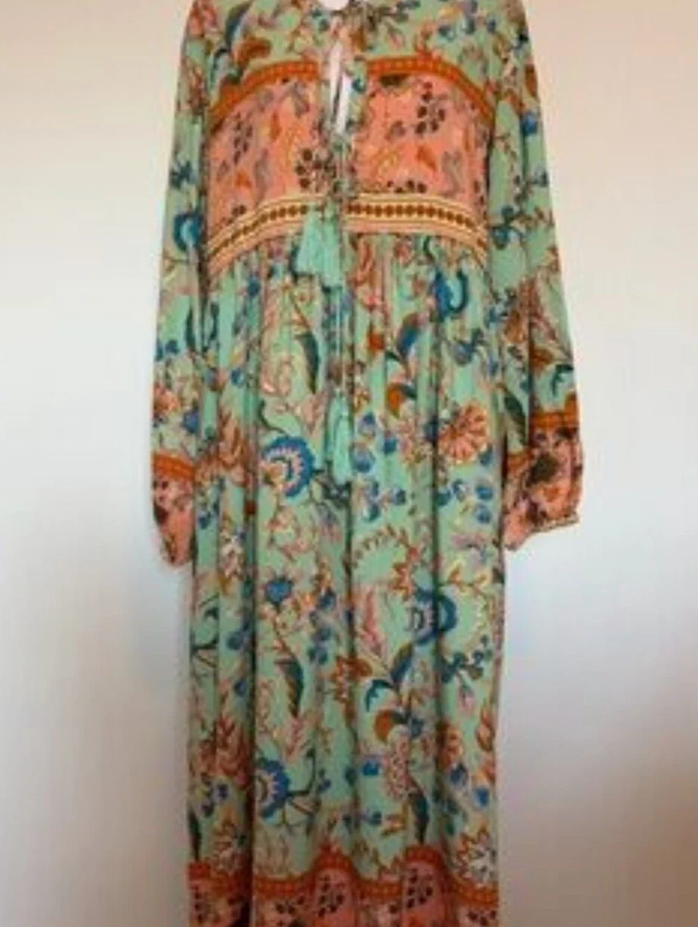 R. Vivimos lightweight bohemian